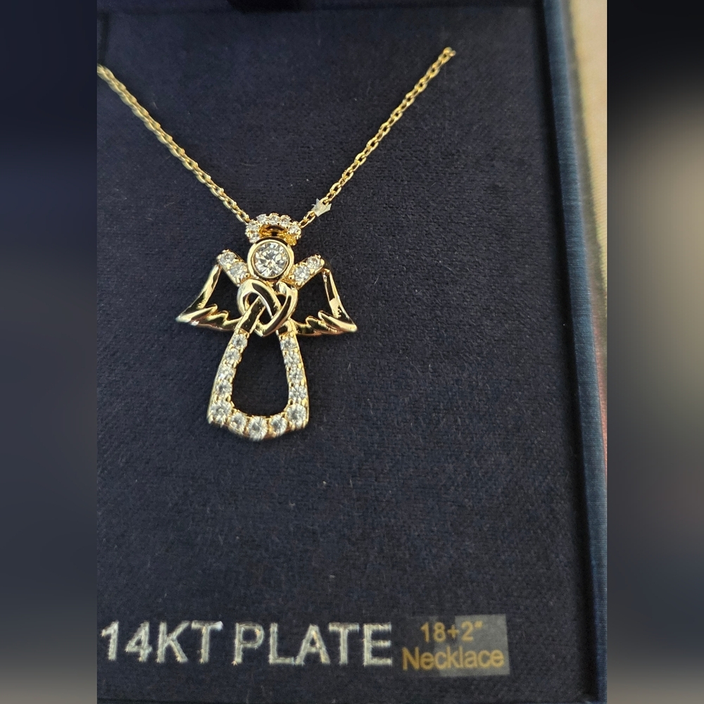 Simply Silver 14KT Gold-Plated Angel Pendant Necklace NIB - Picture 3 of 8